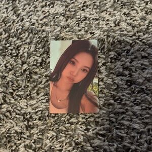 Official Soyeon idle* Heat Target Exclusive Photocard